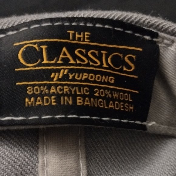 Men's Embroidered Snapback Hat - Picture 2 of 6